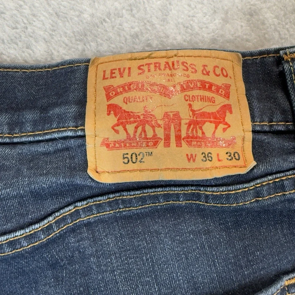 Levis 502‎ Jeans Mens 36x28 Blue Regular Tapered Mid Rise Stretch Dark Wash